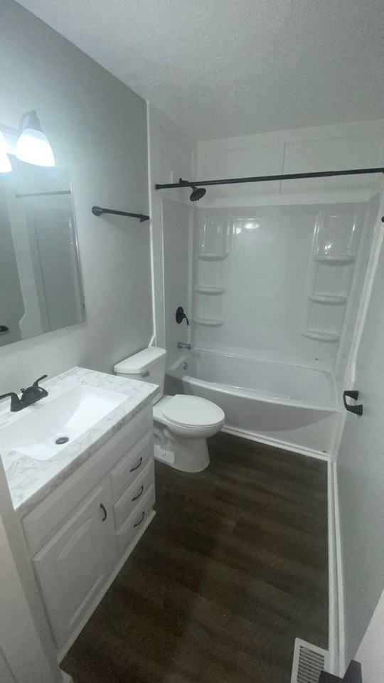 3245 Summerhill Ln - Photo 5 of 21