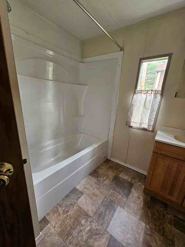 29 Pine Air Ct - Photo 7 of 9