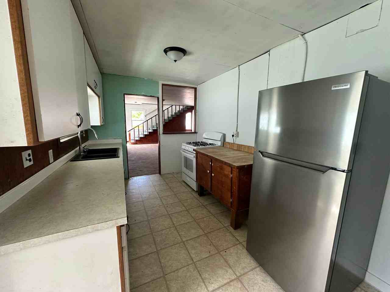 503 S Main St - Photo 4 of 20