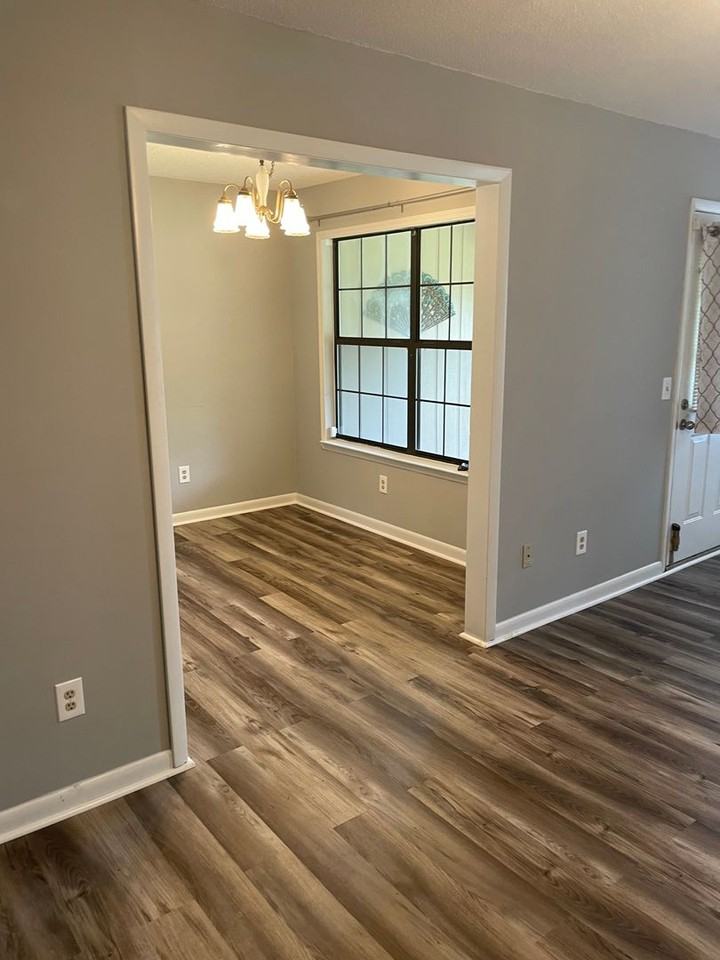 507 Whittle Hudson Rd - Photo 4 of 20