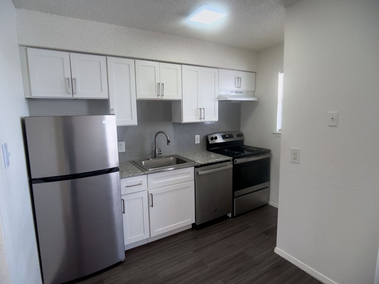 2627 Jones Rd - Photo 4 of 7