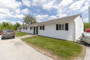 701 W Cunningham Dr #1 - Photo 1 of 1