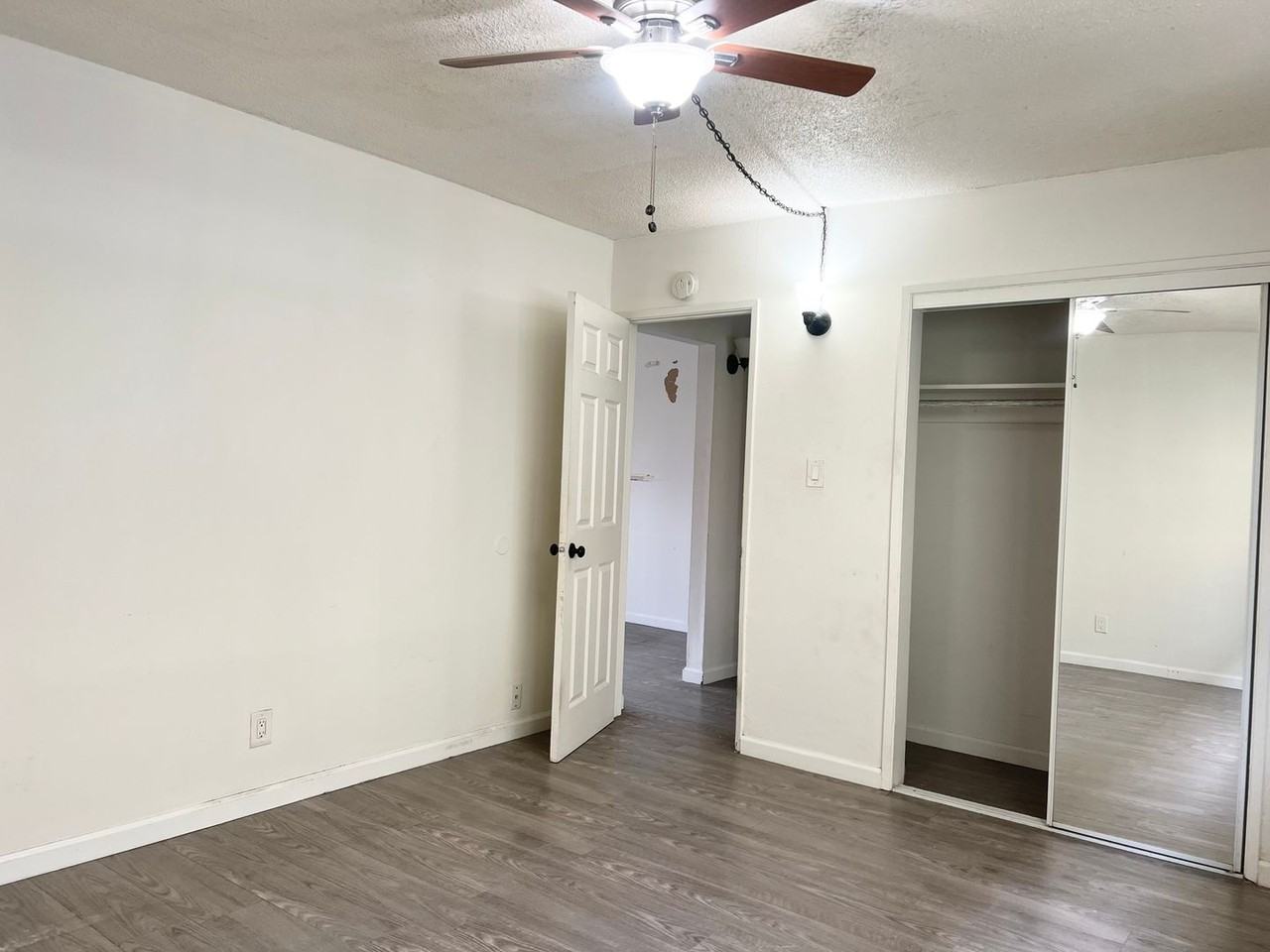 2244 1/2 Grand Ave - Photo 7 of 10