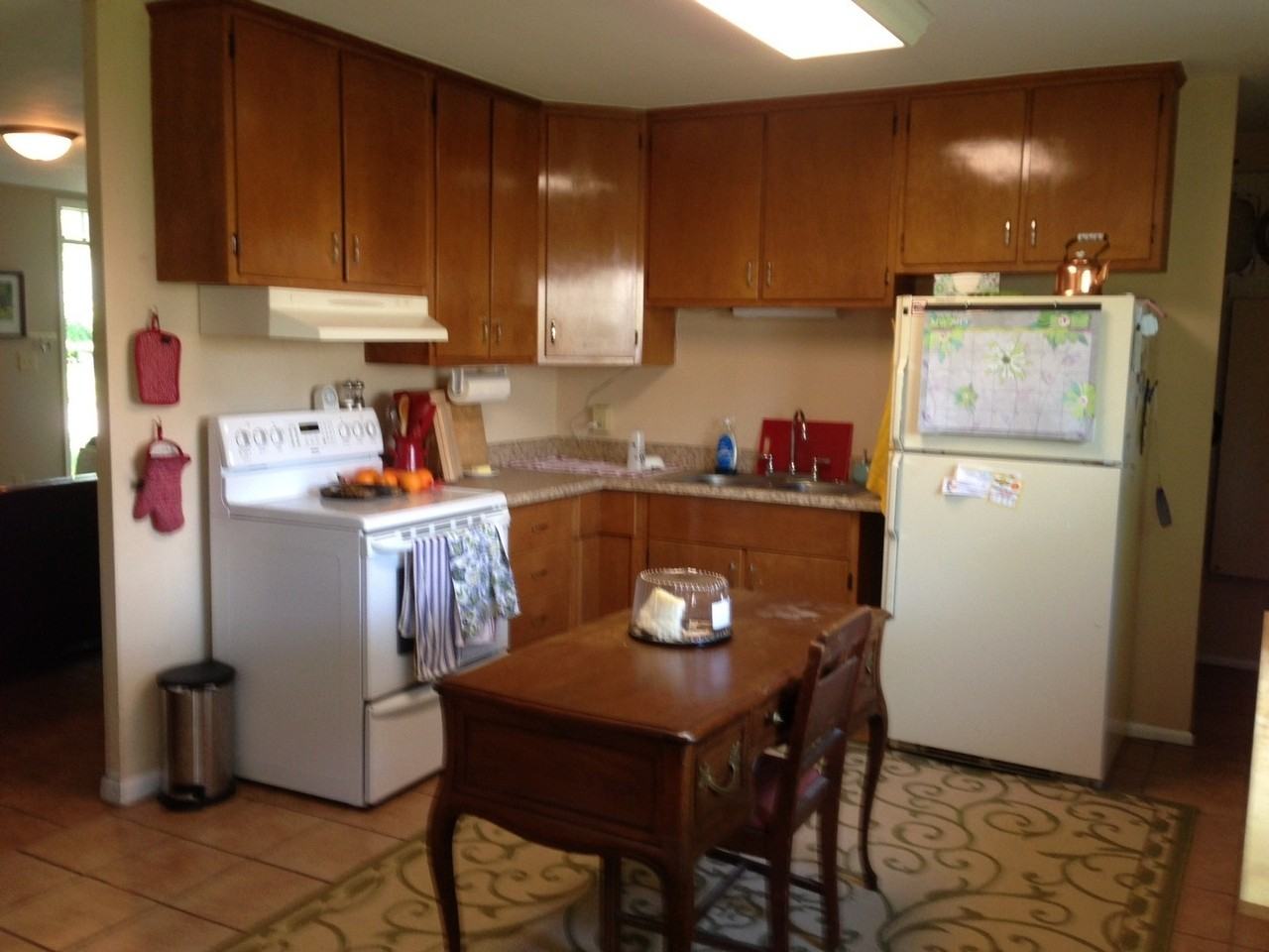 903 Bellepark Dr - Photo 3 of 6