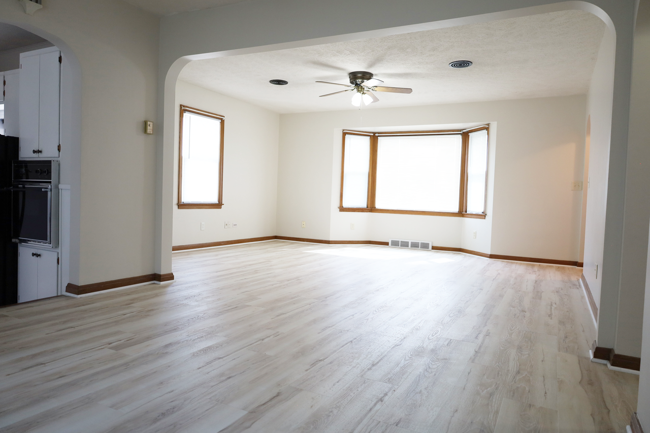 214 S Shady Bend Rd - Photo 5 of 15