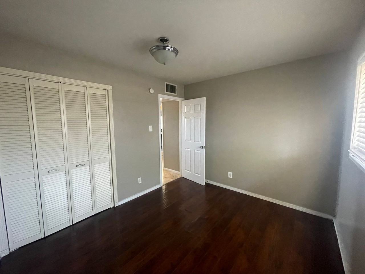 2200 Dune Dr - Photo 7 of 10