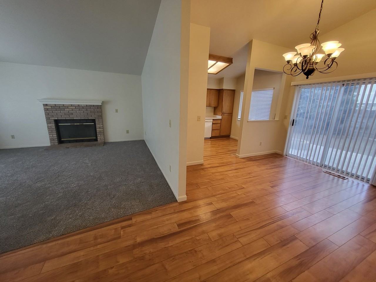 630 Boulder Cir - Photo 3 of 12