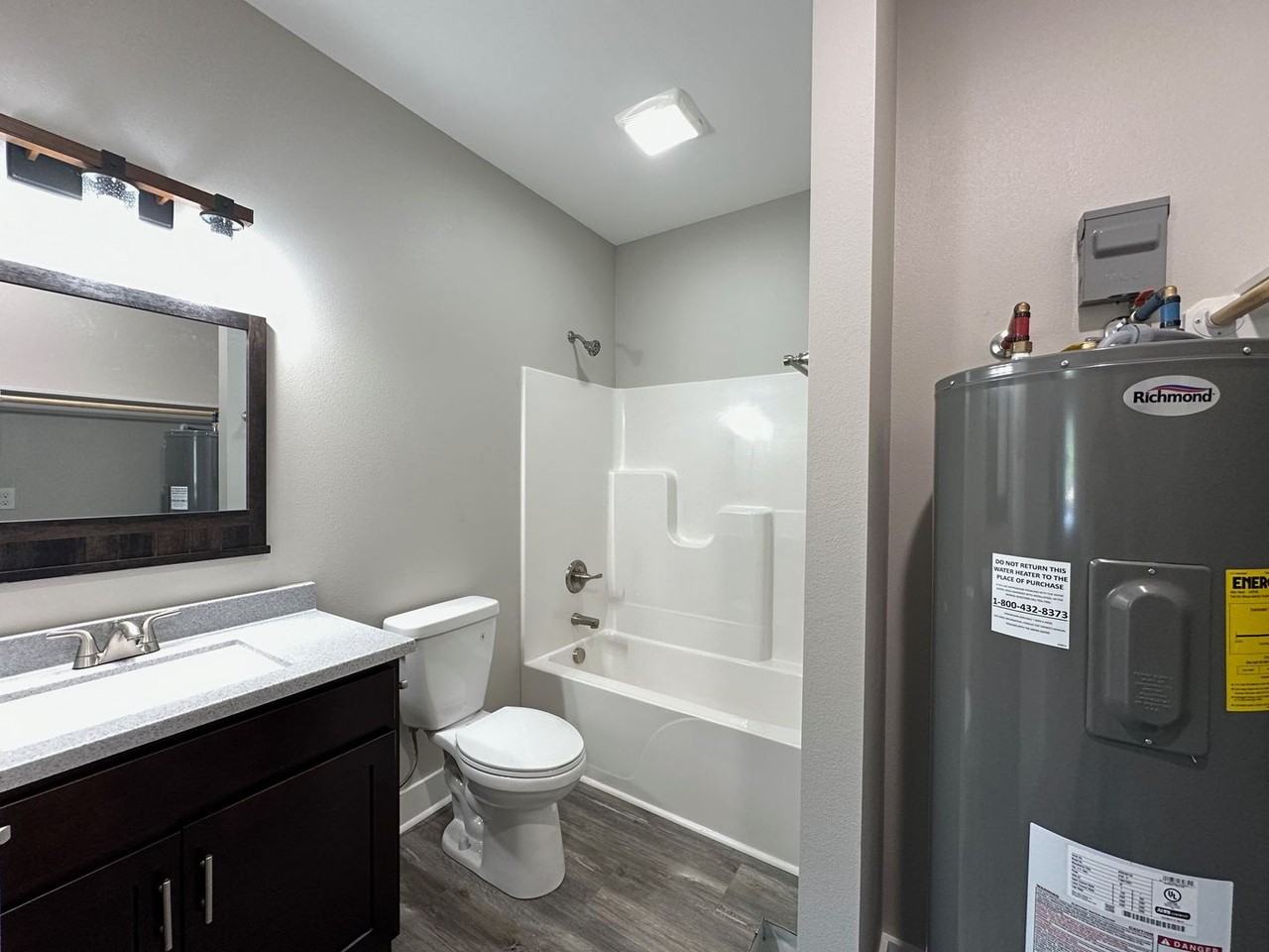 460 23rd Street - Photo 5 of 10