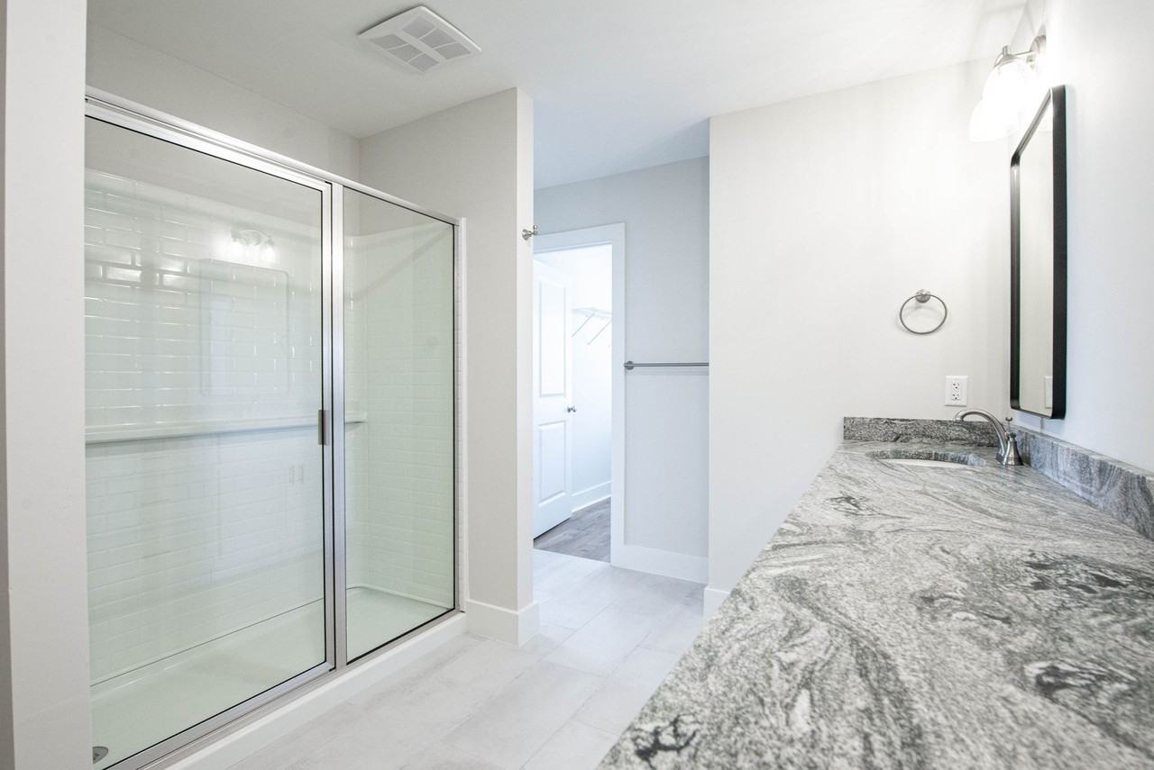 210 Georgia Ave - Photo 3 of 13