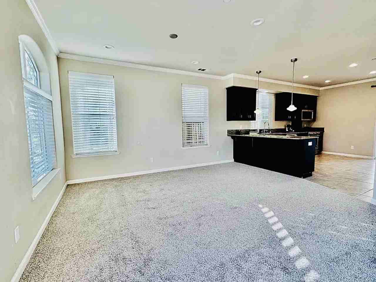 1680 Panorama Dr - Photo 2 of 15
