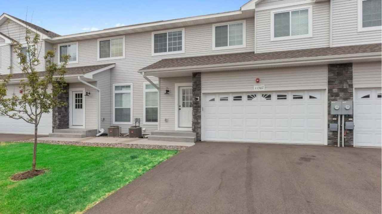 11307 16th Street Northeast - Photo 3 of 20