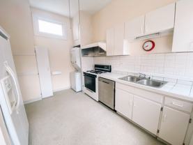 1438 Pleasant St #A - Photo 1 of 1