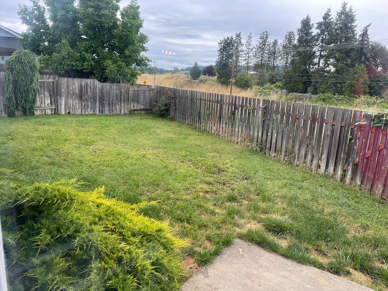 2683 Spring Ln - Photo 3 of 3