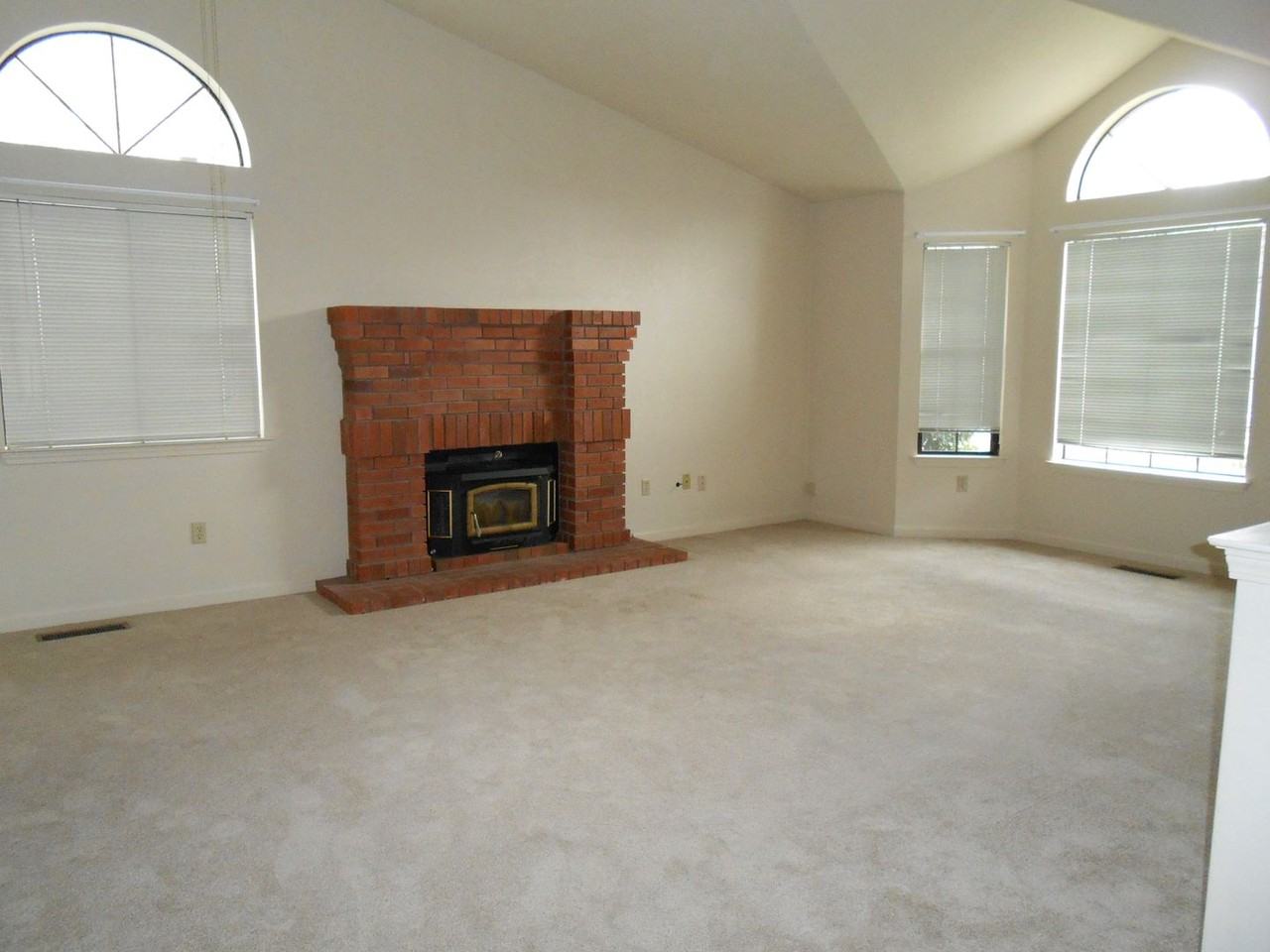 3706 Mount Ashland Ave - Photo 3 of 22