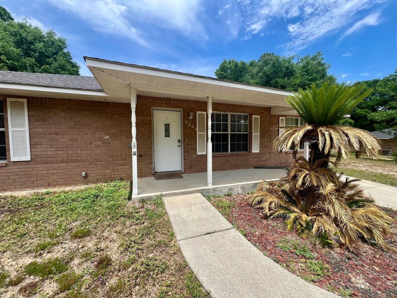 6204 Silver Oak Dr - Photo 2 of 11