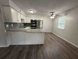 featured image of Colonial Ct