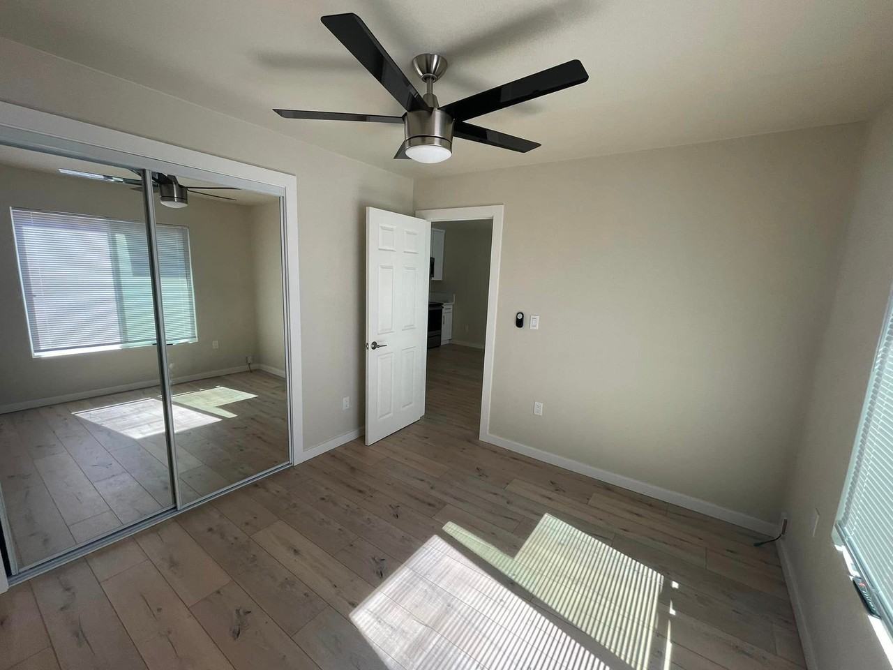 4700 3rd Str - Photo 5 of 7