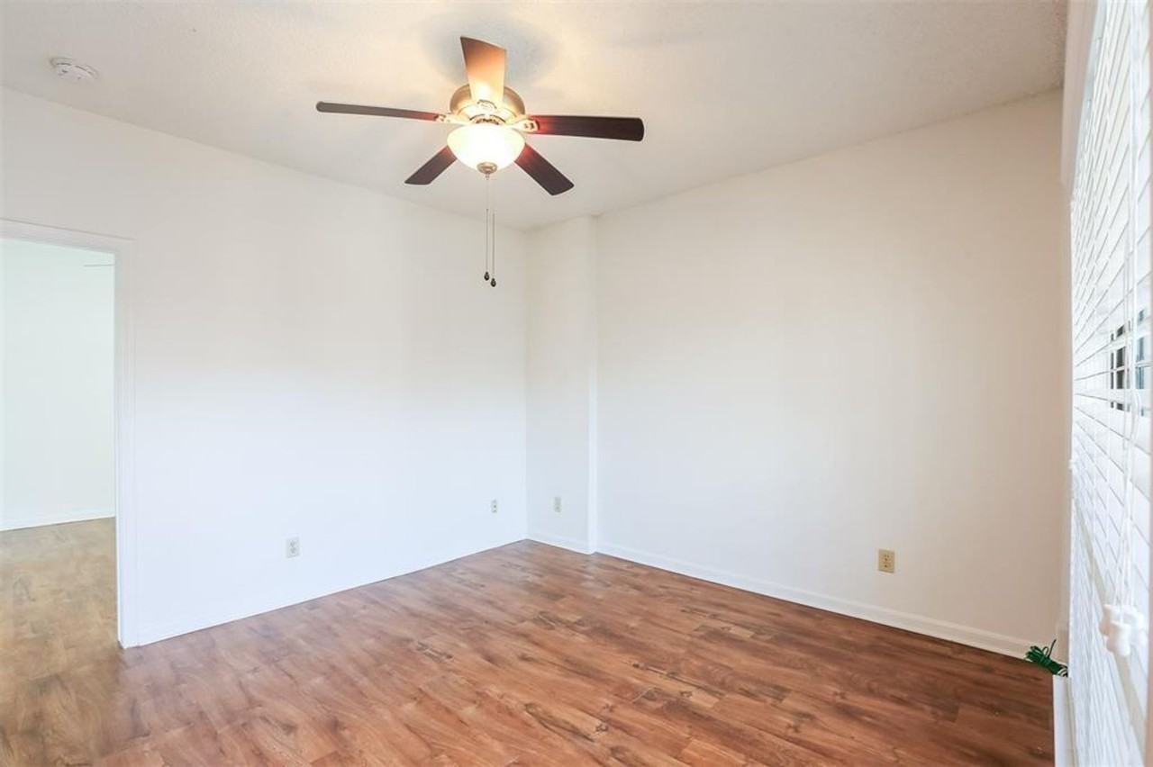 912 W 22nd St #106 - Photo 4 of 12
