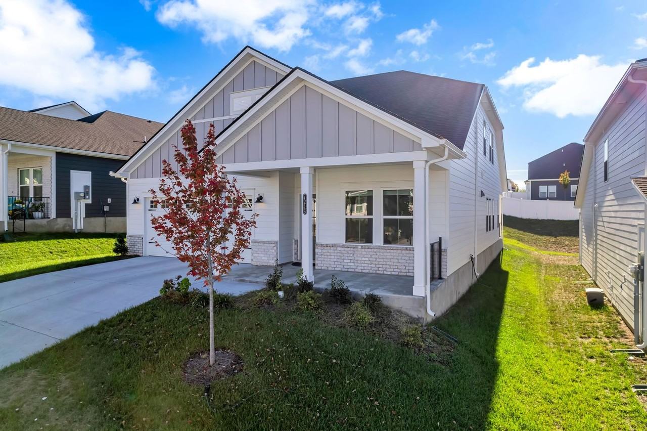 7216 Blue Gable Rd - Photo 3 of 42