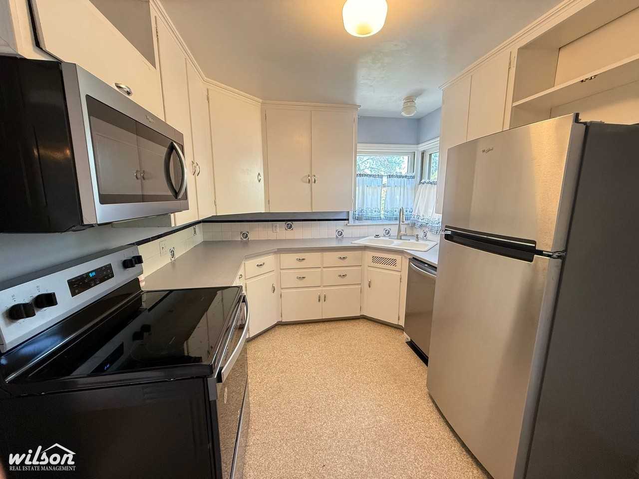 3404 W Yakima Ave - Photo 6 of 17