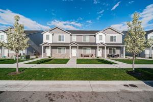 featured image of 651 651 S 2400 N #5101