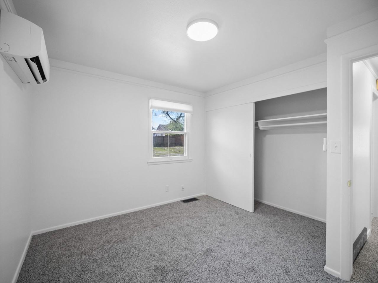 203 W Cleveland Ave - Photo 3 of 44