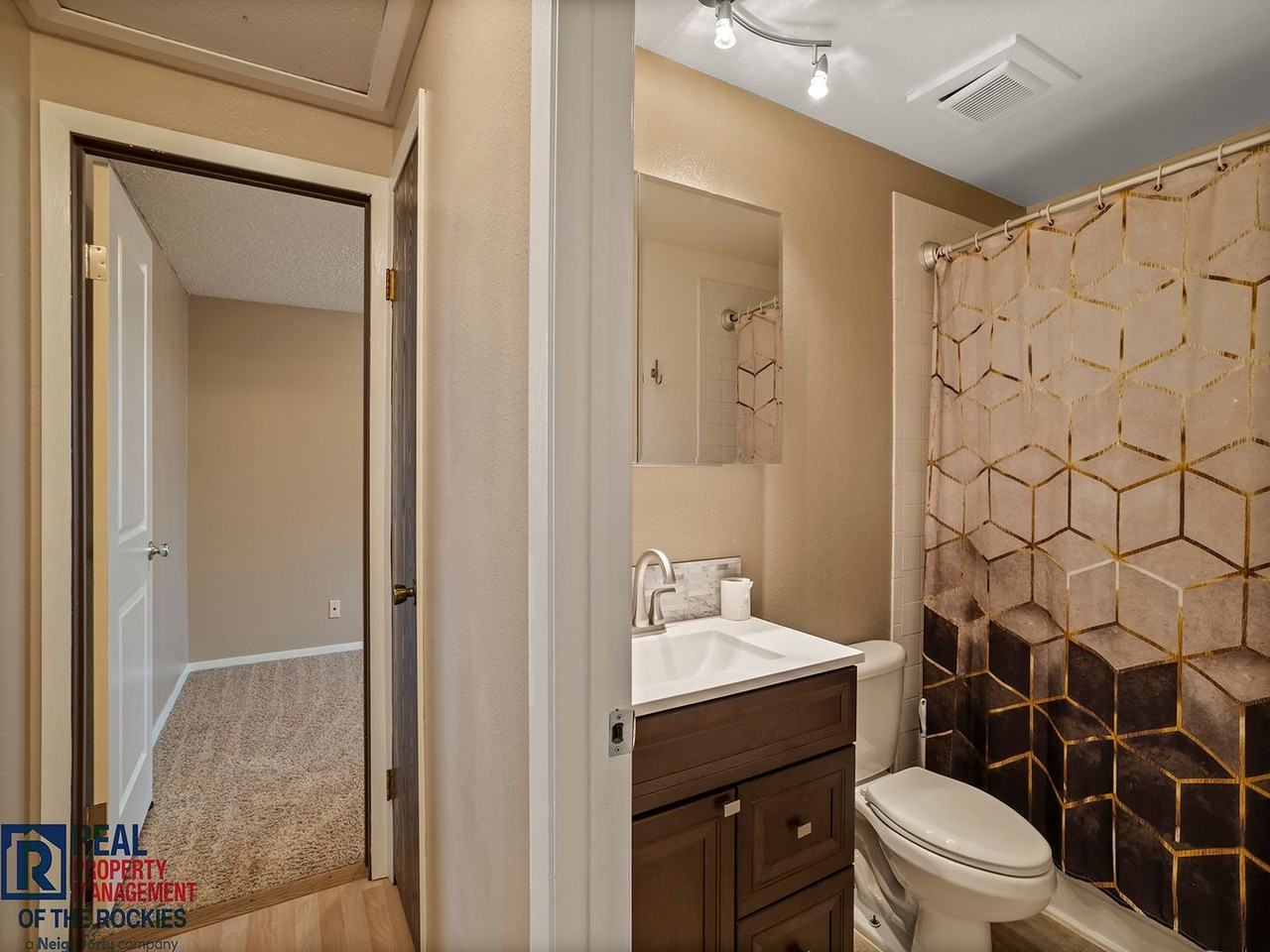 5304 E County Road 66 - Photo 3 of 18