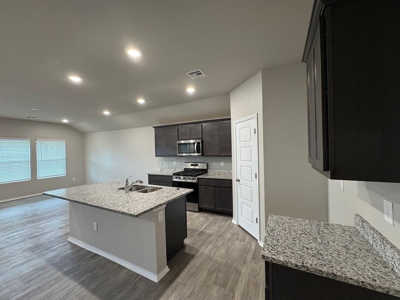 14237 Babbling Brook Dr - Photo 6 of 24