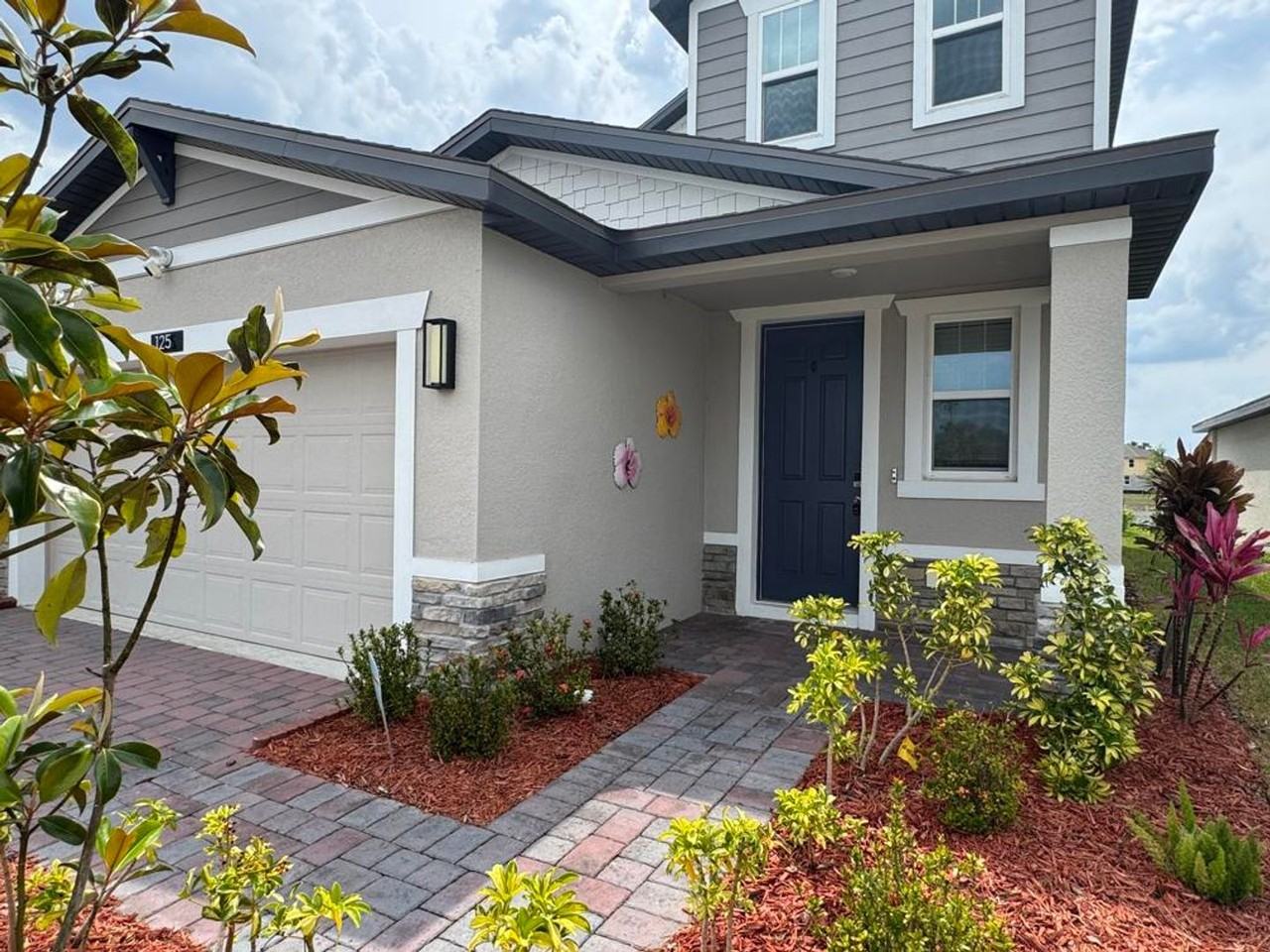 125 Links Terrace Blvd - Photo 2 of 34