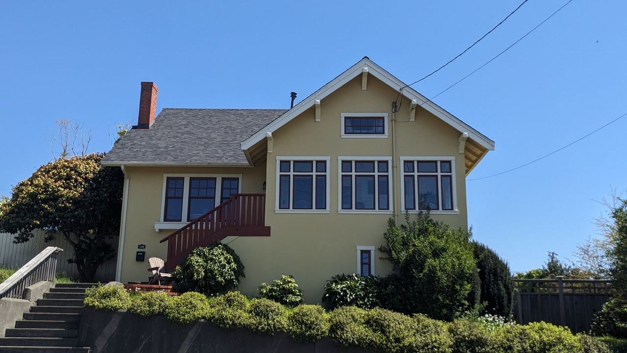 1258 I St - Photo 2 of 26