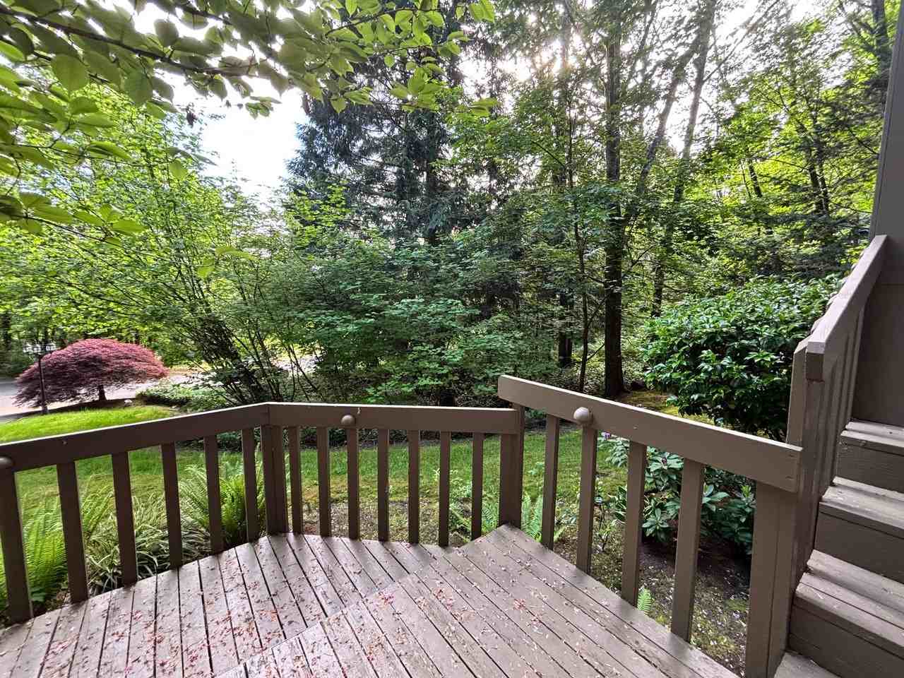 7 Walking Woods Dr - Photo 3 of 42