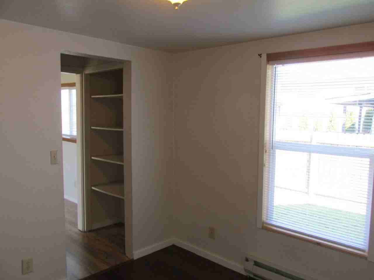 345 E Hazel Ave - Photo 7 of 11