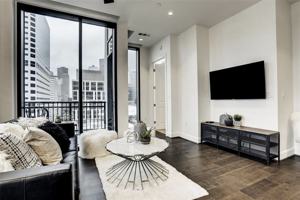 featured image of 1211 Caroline Street #22158