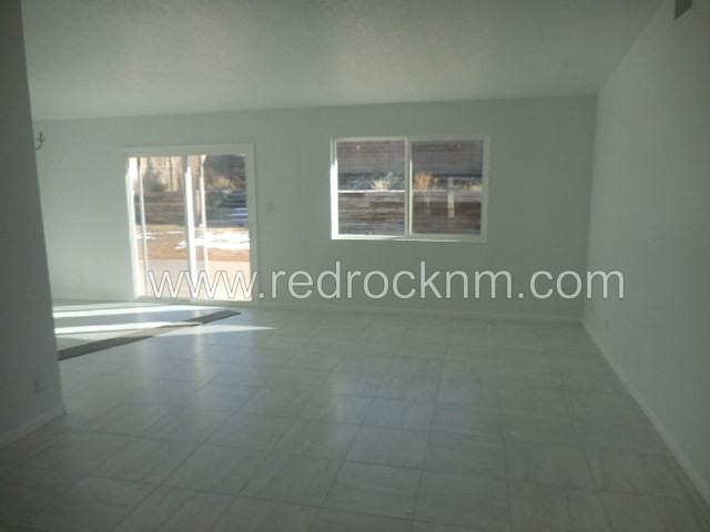 1724 Powder River Dr NE - Photo 3 of 25