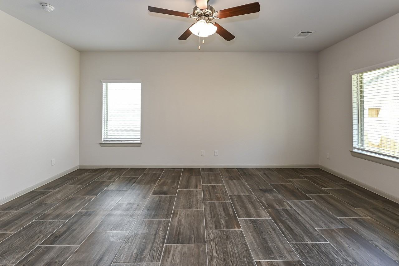 7970 Tuscan Cypress Dr - Photo 3 of 15