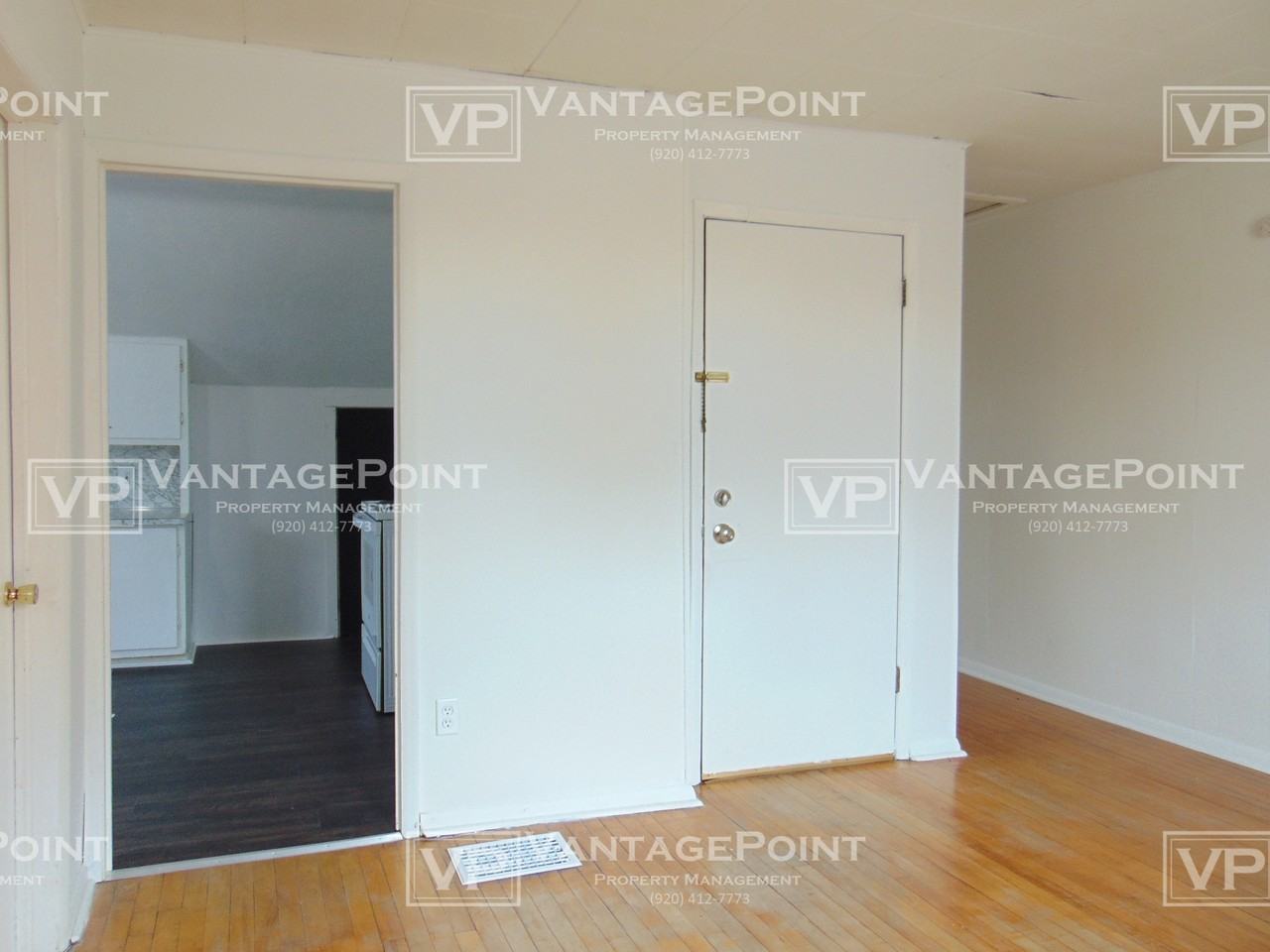 1163 Mccormick St - Photo 2 of 16