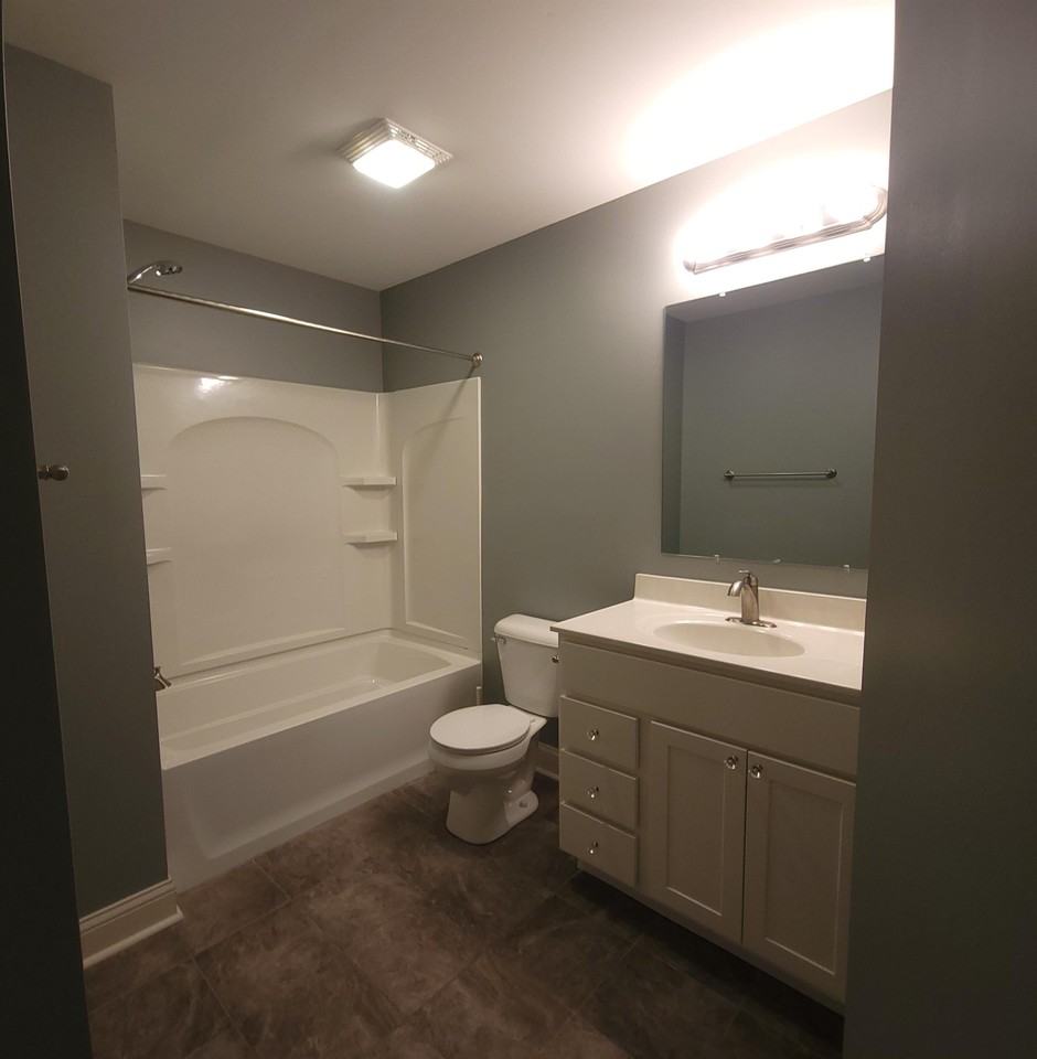 3123 Broadway St - Photo 7 of 50