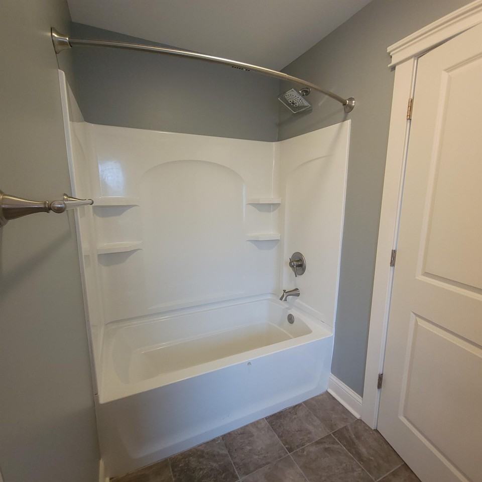3123 Broadway St - Photo 4 of 50