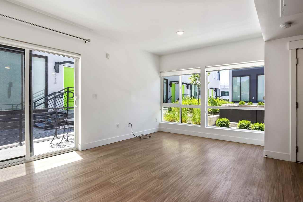 877 Southwest #210 - Photo 3 of 12