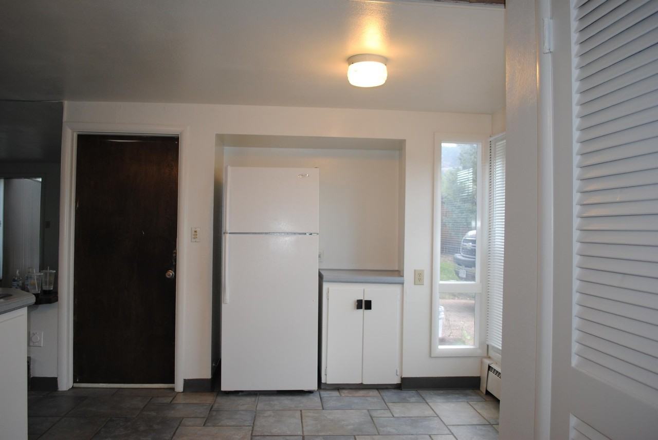 1221 La Veta Way - Photo 2 of 13