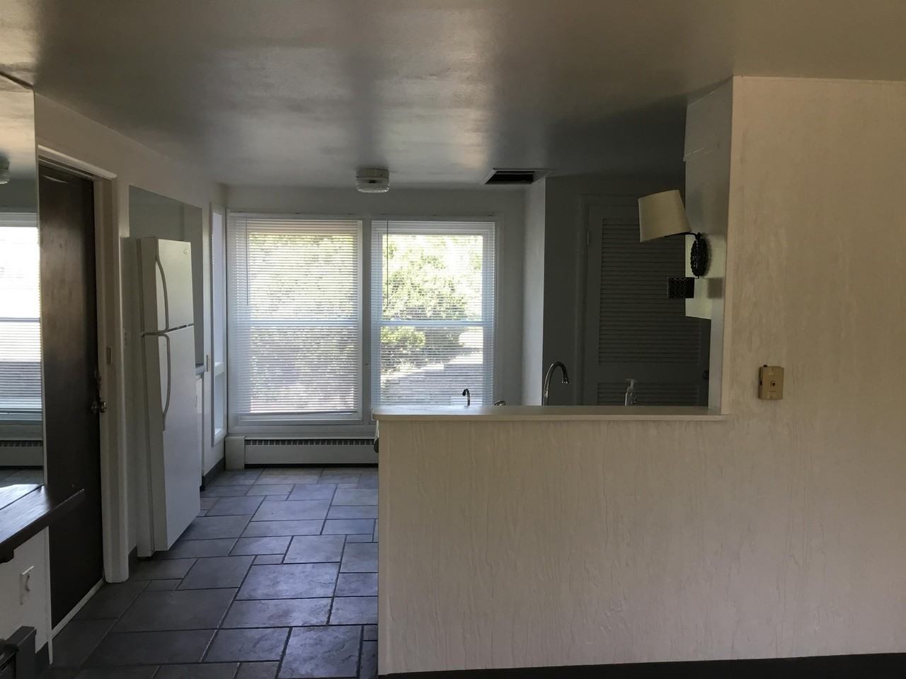 1221 La Veta Way - Photo 3 of 13