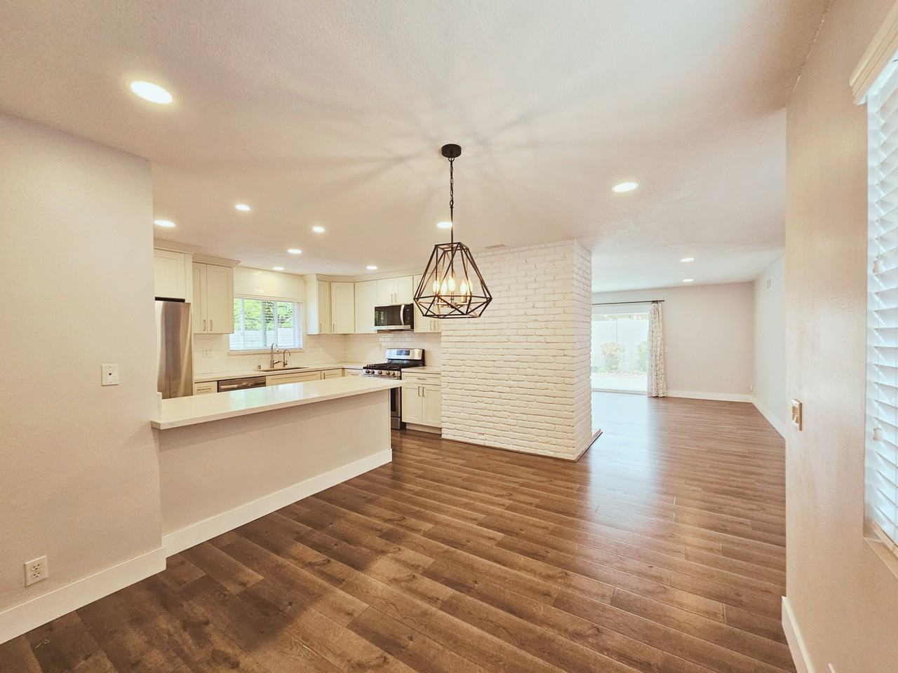 9213 El Tango Cir - Photo 7 of 42