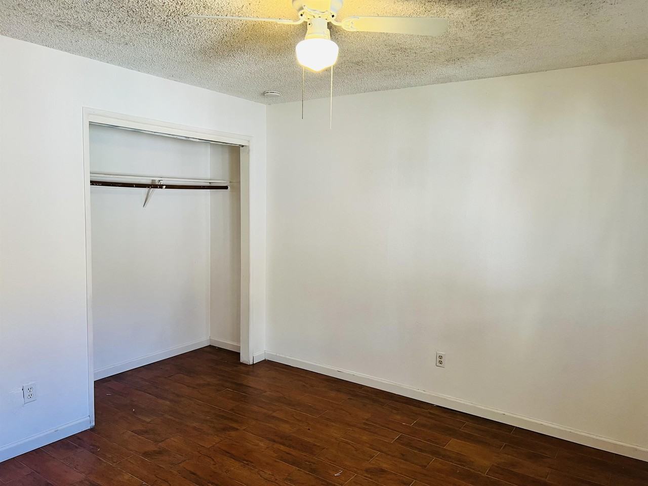 303 Fairfax Rd #B - Photo 5 of 12