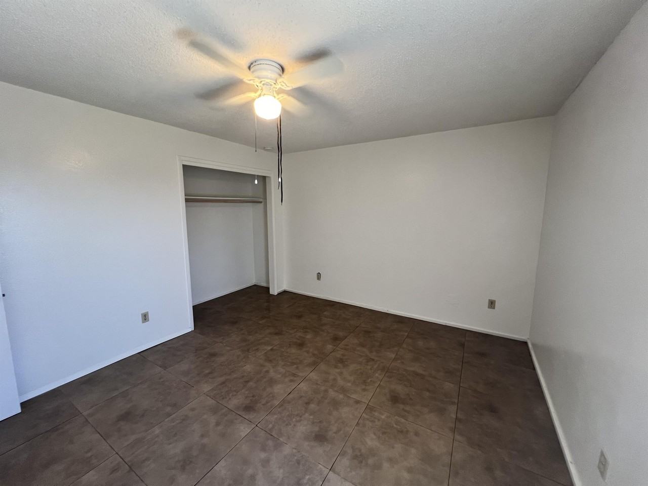 303 Fairfax Rd #B - Photo 7 of 12