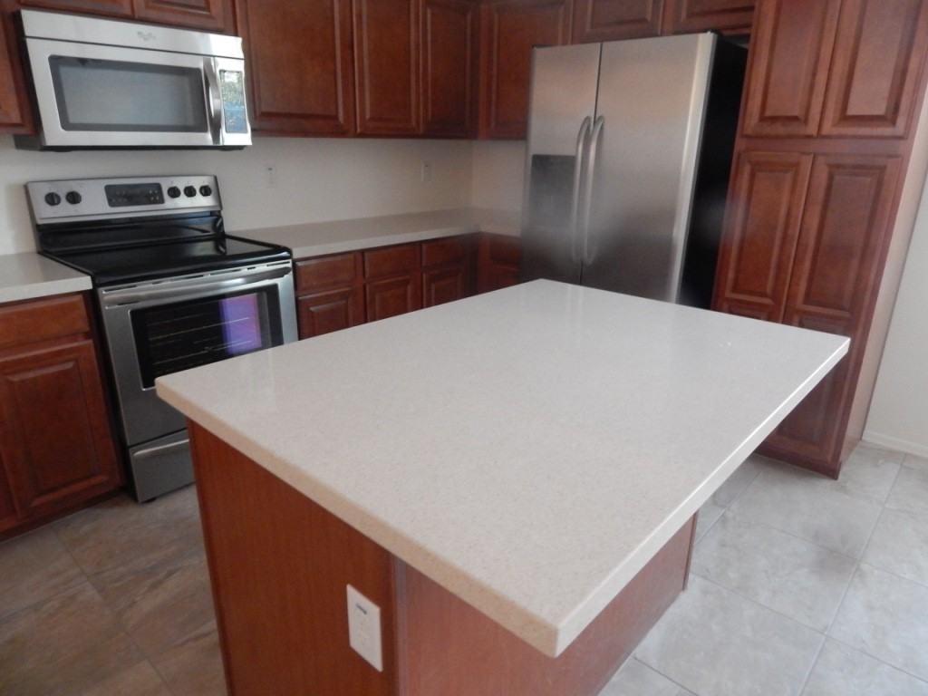 15517 N 156th Dr - Photo 3 of 19