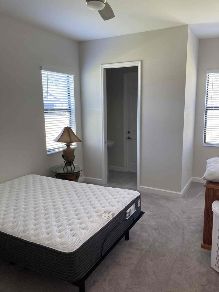 11717 Canopy Loop - Photo 3 of 31