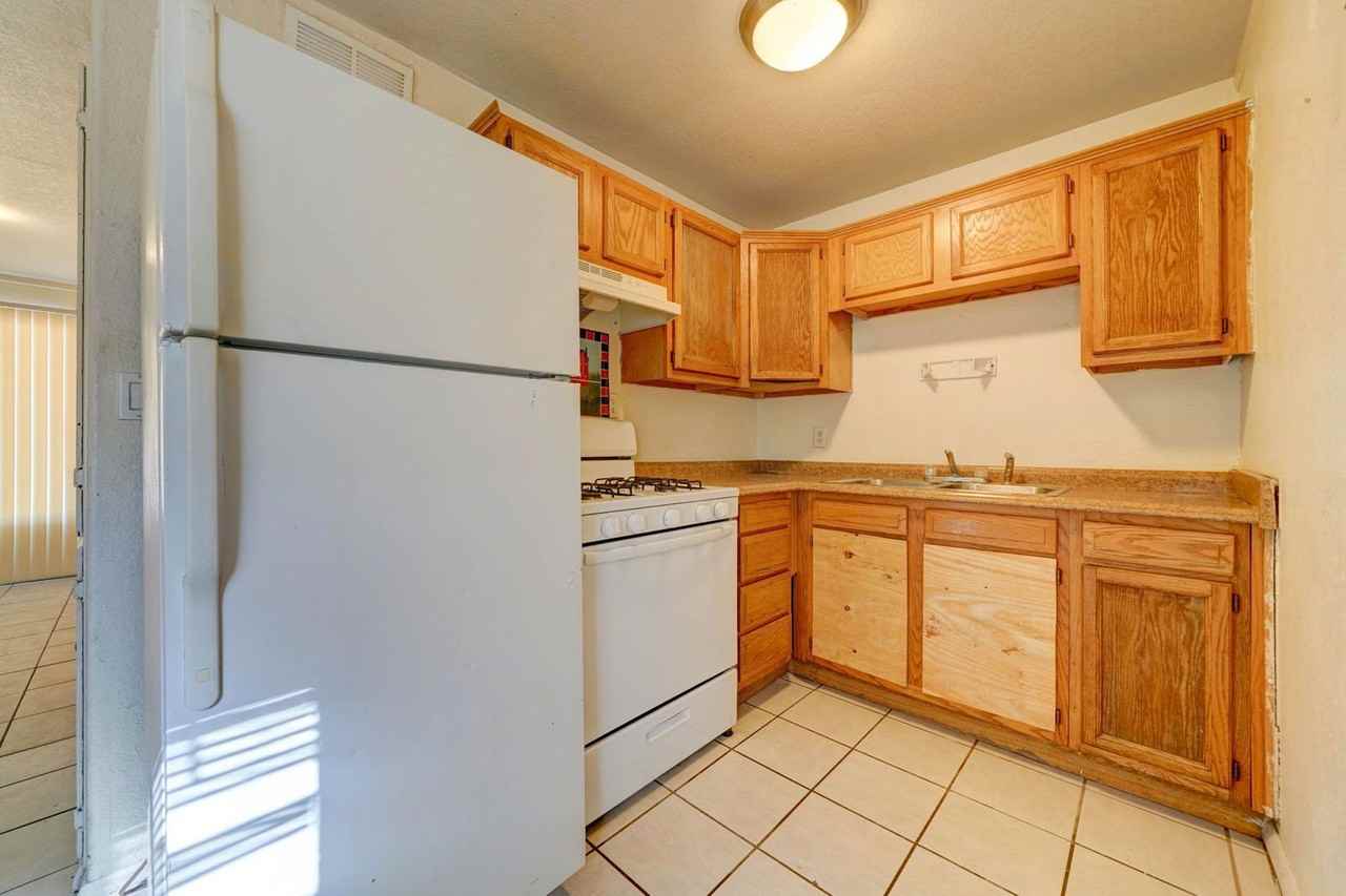 251 W Northern Ave #B - Photo 6 of 12