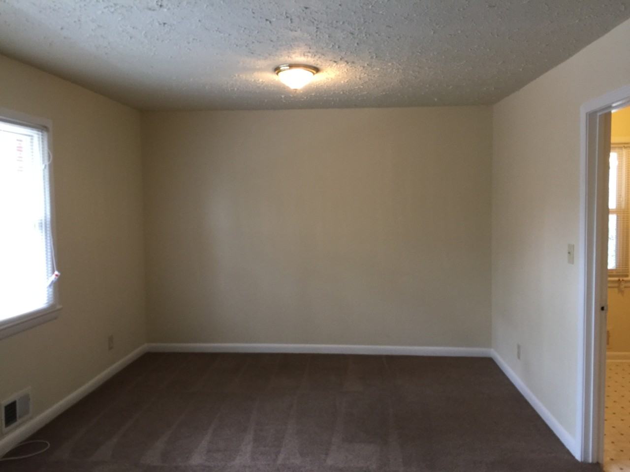 2151 Alan Dr SW - Photo 3 of 15