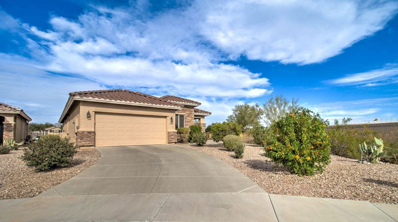 22896 W Arrow Dr - Photo 2 of 41