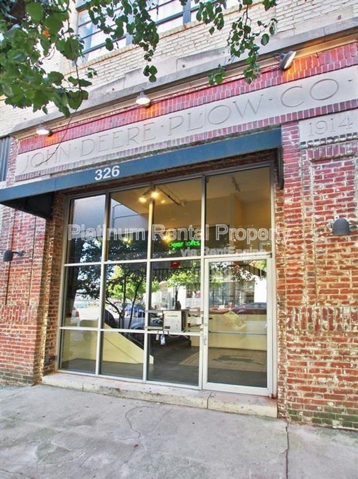 326 Nelson St Sw #208 - Photo 3 of 50